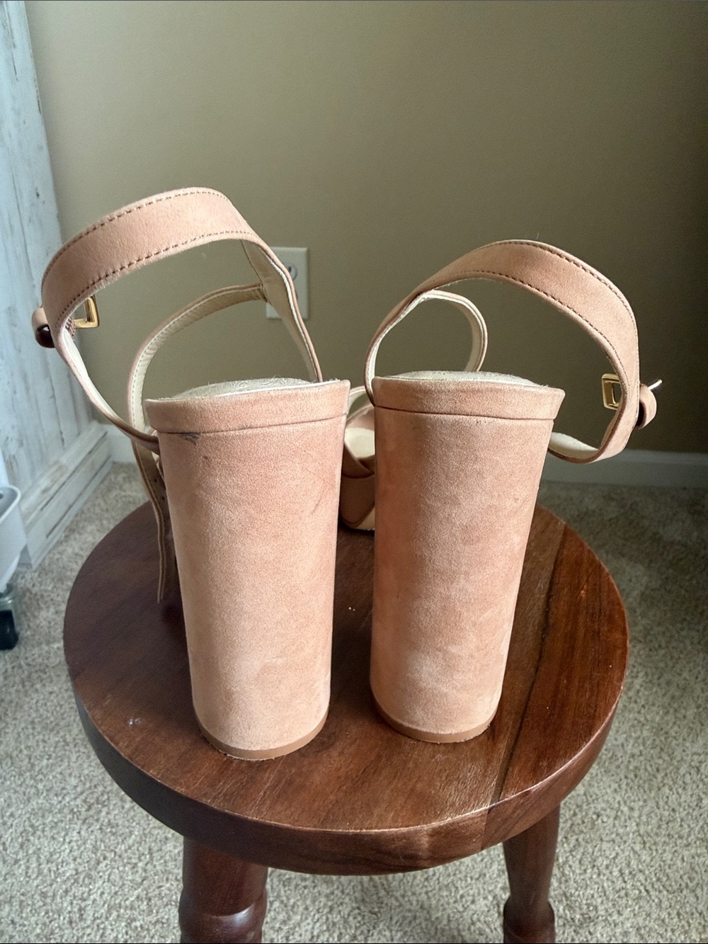 Vince Camuto Blush Suede Block Heel Slingback Sandals - Picture 4 of 6